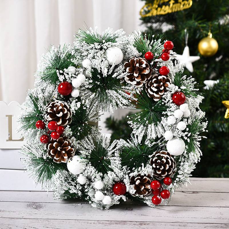 Couronne de Noël de 30 cm, guirlande de porte avec boule de Noël, nœud de fleurs et baies pour porte d'entrée, cheminée et décoration murale - Image 1