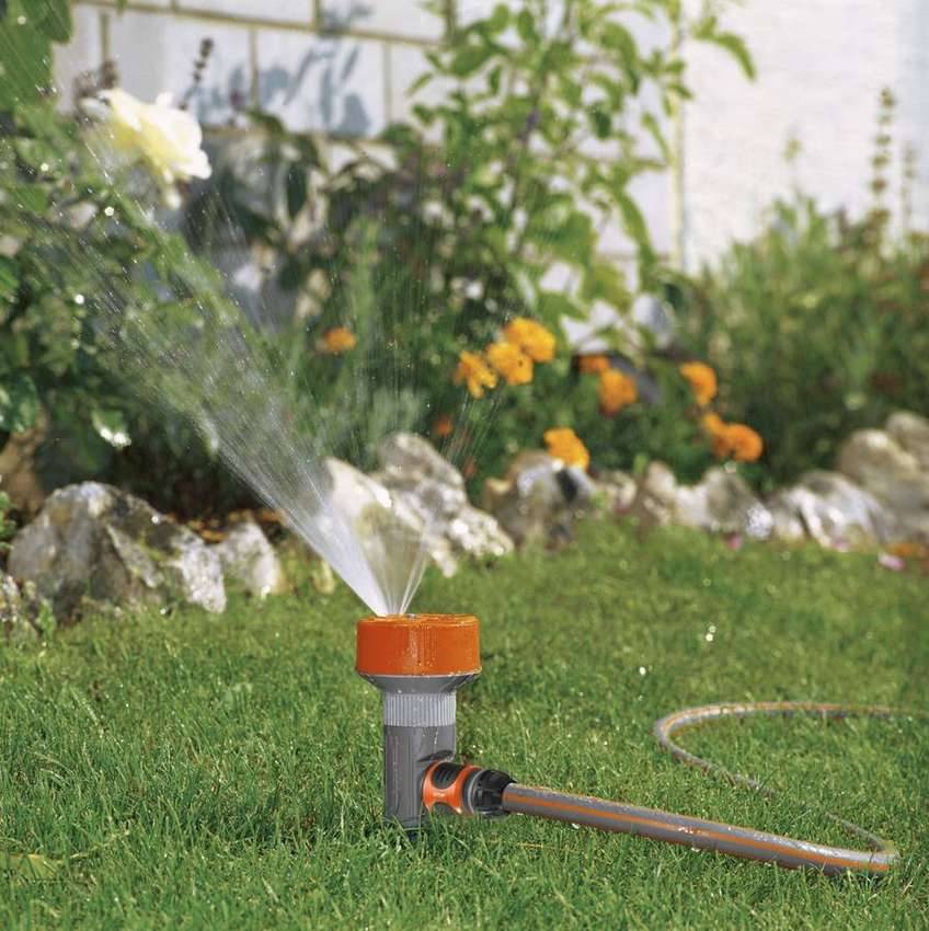 Gardena - Arroseur multi-surfaces Twist Classic - 180° / 360° - 80 m² / 100m²) Gardena - Image 2