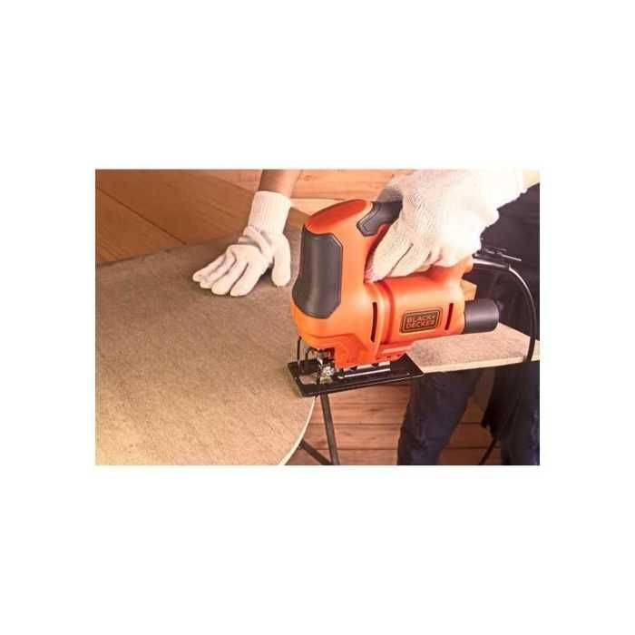 Scie sauteuse filaire 400 W, 0-45°, profondeur bois 65 mm, lame à tige en T, 3000 cps/min - BLACK + DECKER - Image 4
