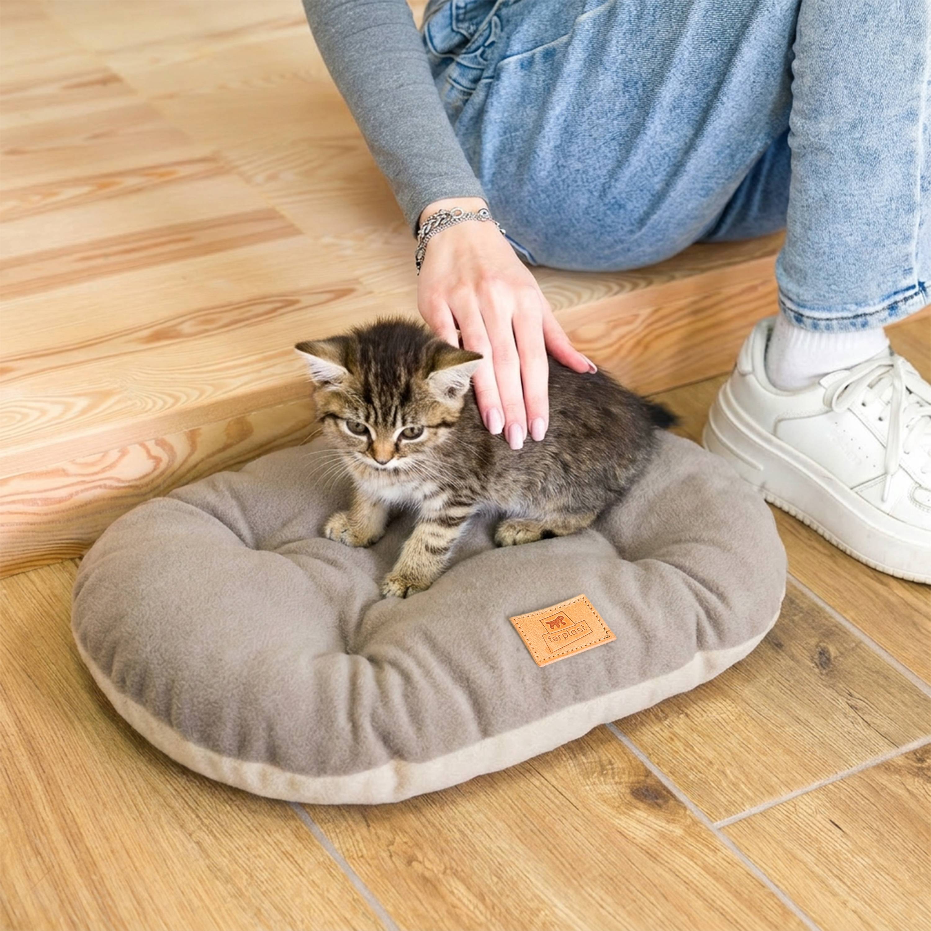 Ferplast - Ferplast Coussin Chien, Tapis Chien RELAX 45/2 MICROFLEECE, Coussin Chat, Lit pour Chiens Chats, Matelas Animaux, Coussin pour Panier Chien et Chat, - Imagen 4