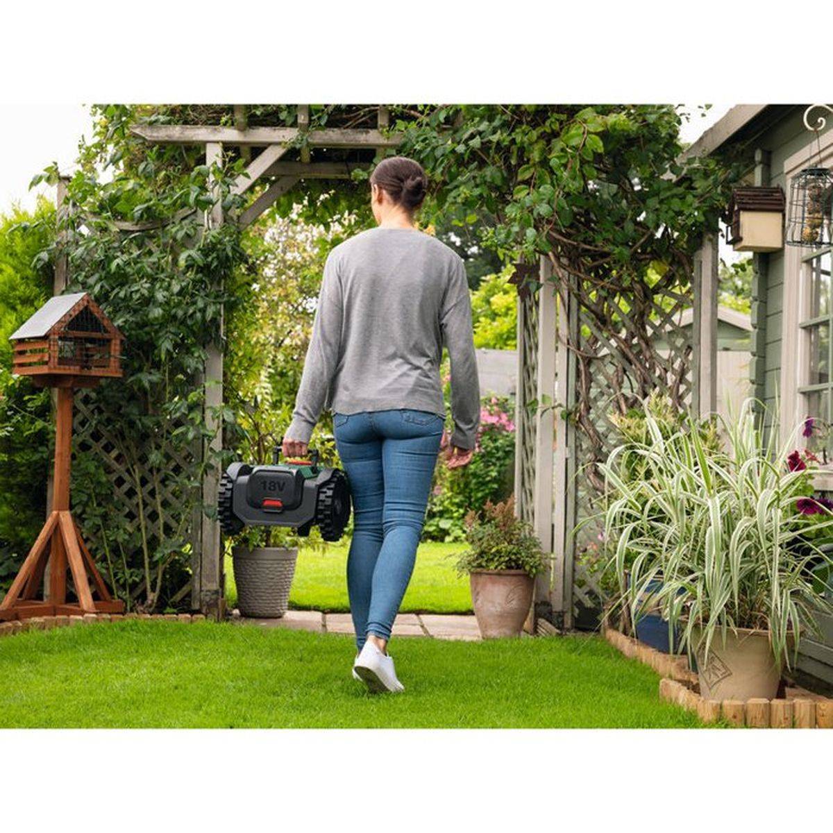 Bosch - Robot tondeuse sans fil Bosch VISIMOW18V-200, kit 18 V 5 Ah, coupe 18 cm, jusqu’à 200 m² - BOSCH - Image 4