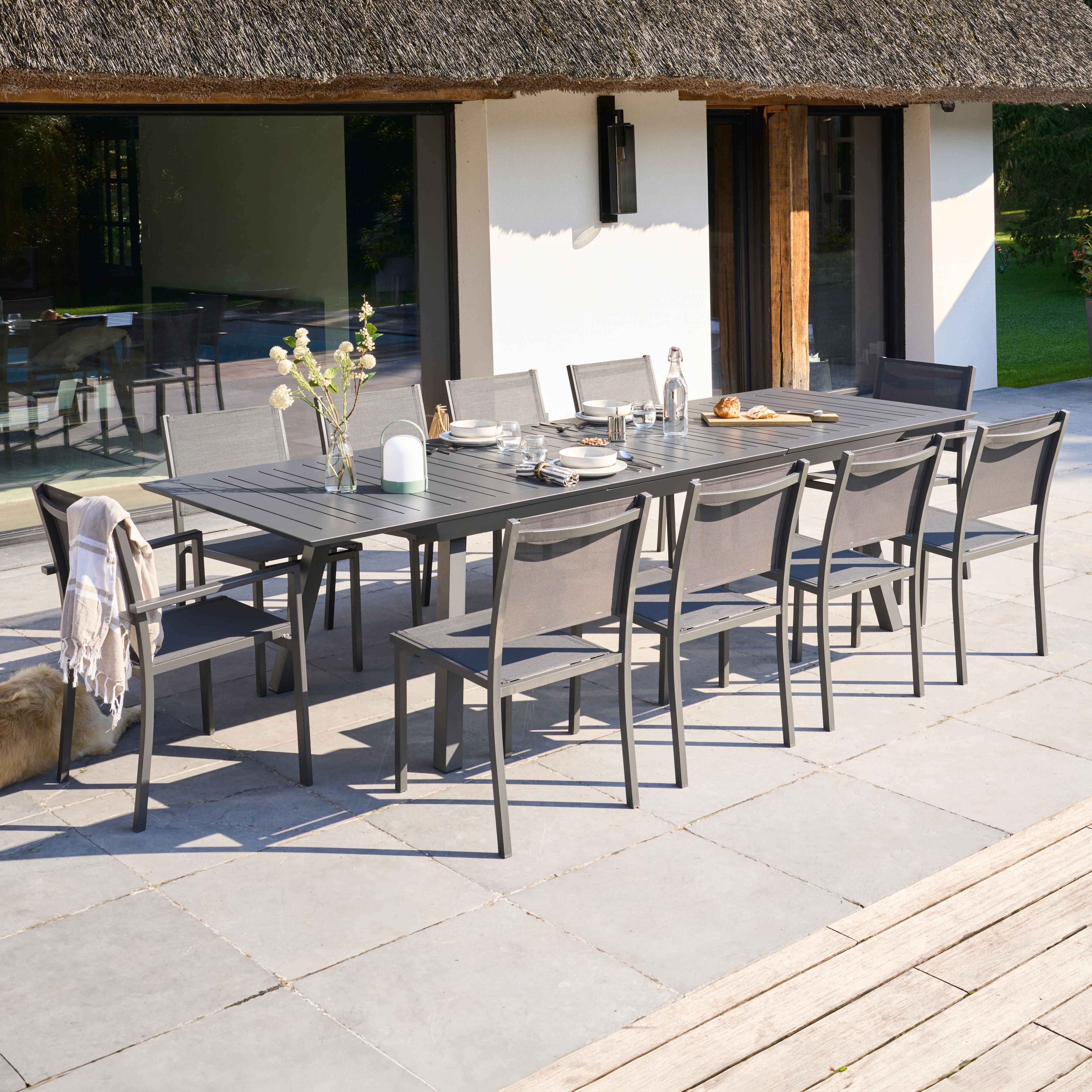 Oviala - Ensemble table de jardin extensible et 10 chaises en aluminium gris Olympe - Oviala - Imagen 2