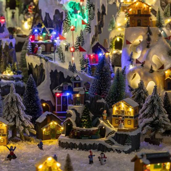 Village lumineux chalet de montagne et ski 8 LED l.23cm musical FEERIC LIGHTS & CHRISTMAS - Image 3