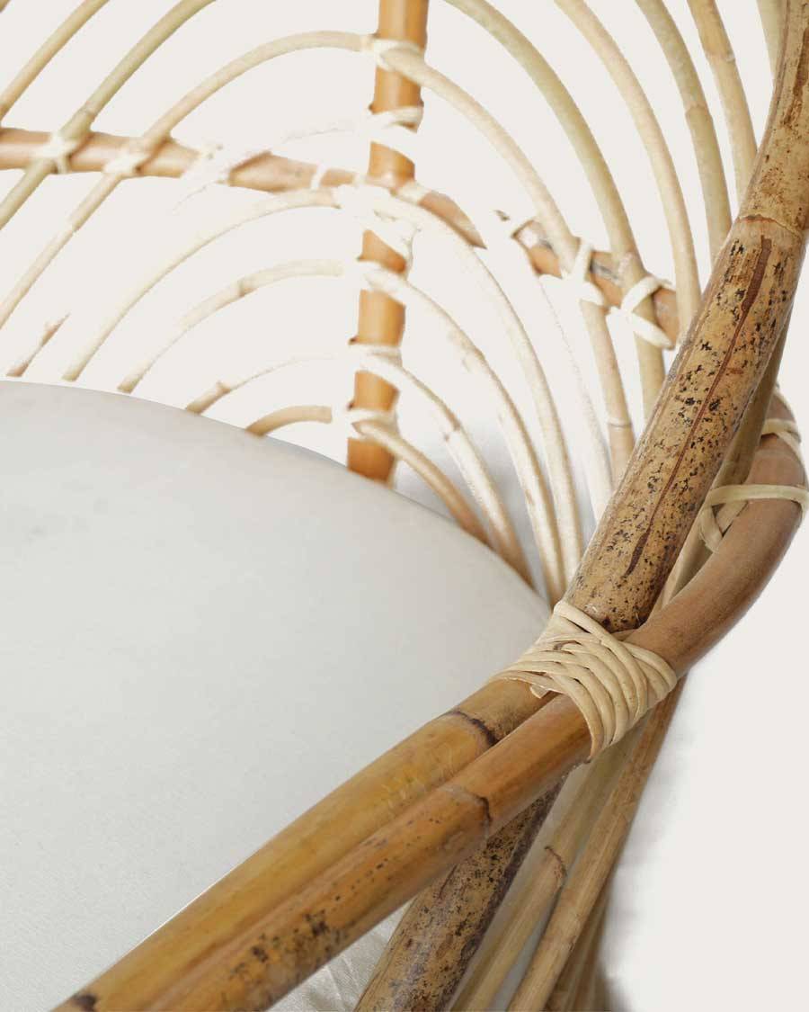 Gaia - Fauteuil en rotin tressé et coussin Blanc - UNIQKA - Imagen 4