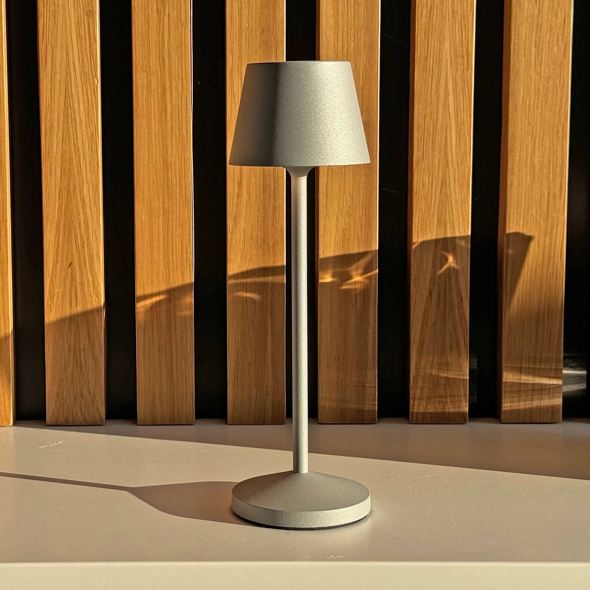 Lumisky - 9 Lampes de table EMILY Gris clair + base de chargement - Imagen 6