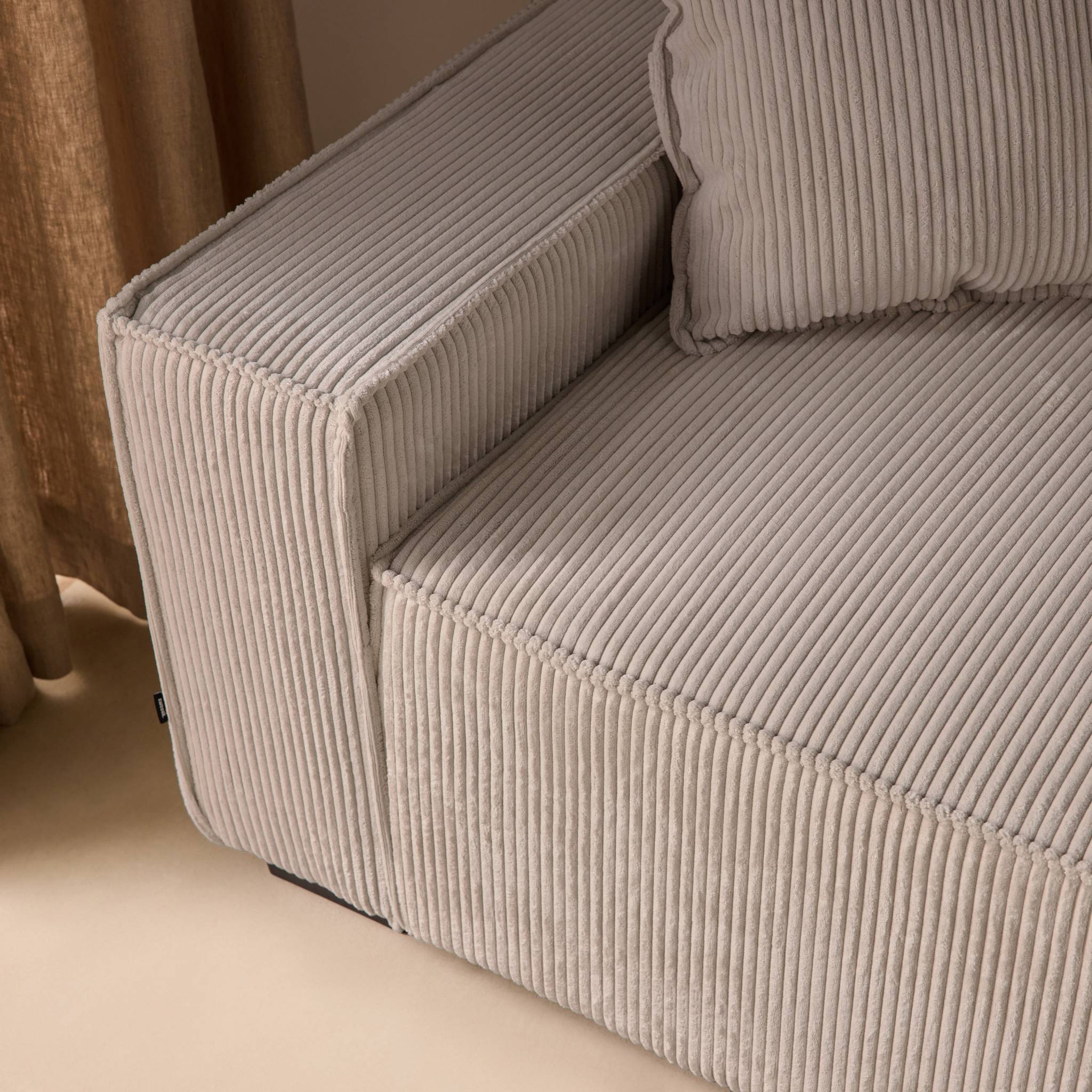 sweeek - Canapé convertible 3 places beige velours côtelé L 231 x P 96.5 x H 80cm | sweeek - Image 7