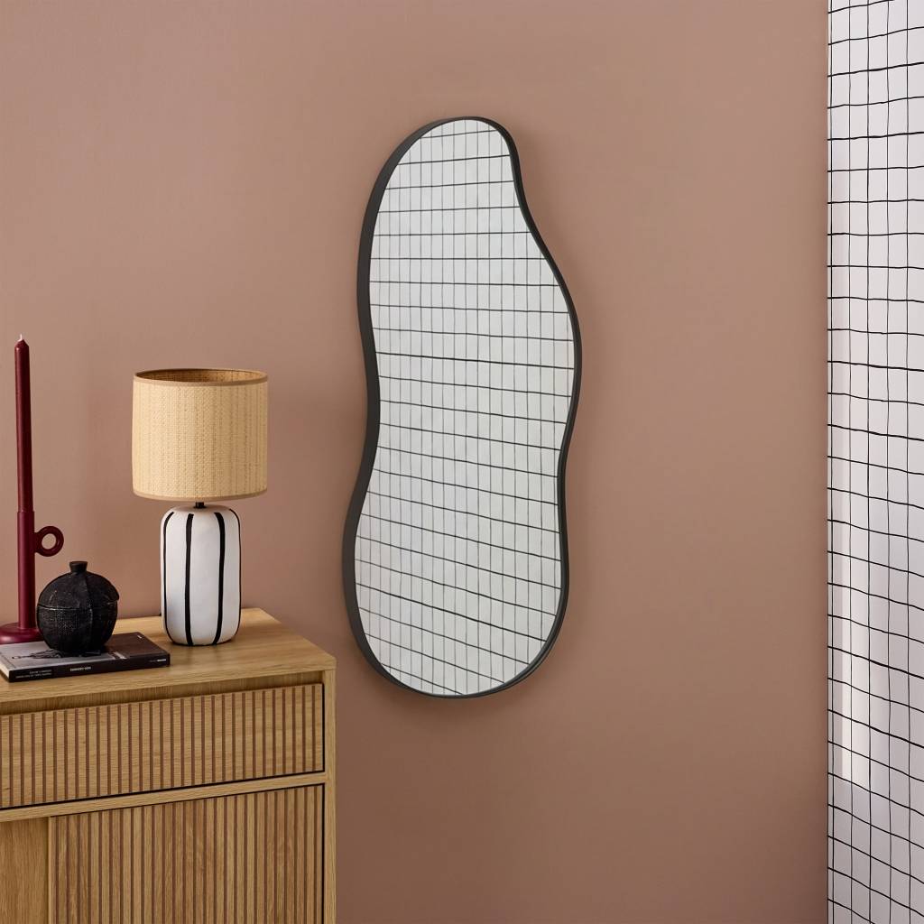 Miroir organique en métal noir HARLOW | sweeek - Image 1