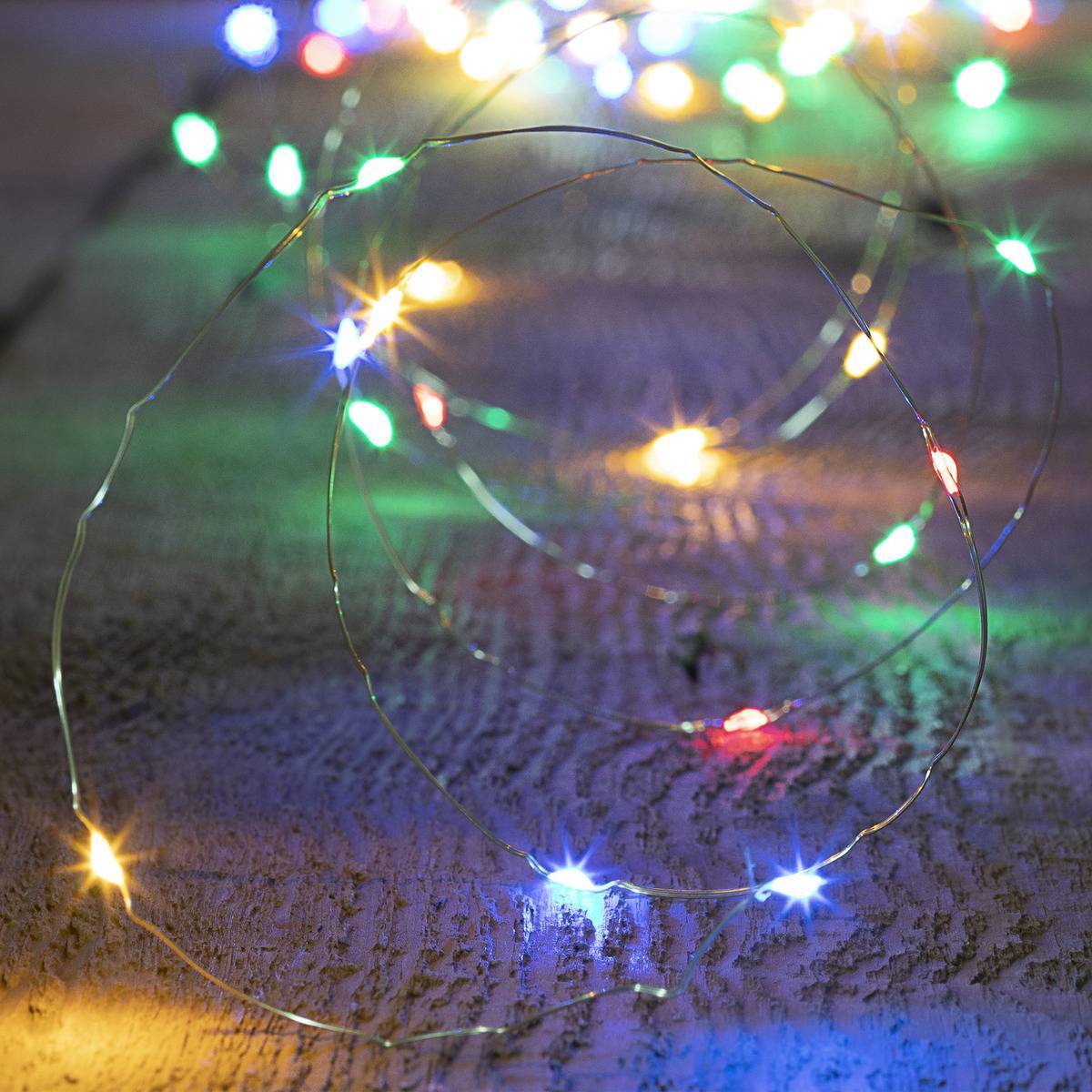 Feeric Christmas - Guirlande lumineuse intérieur 10m multicolore 100 LED à piles - Feeric Lights & Christmas - Imagen 1