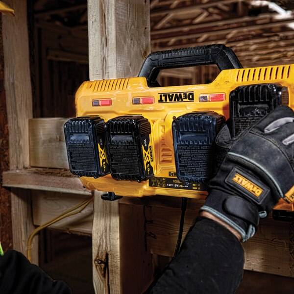 Dewalt - Chargeur 18/56V 4 Ports - DEWALT- DCB104-QW - Imagen 3
