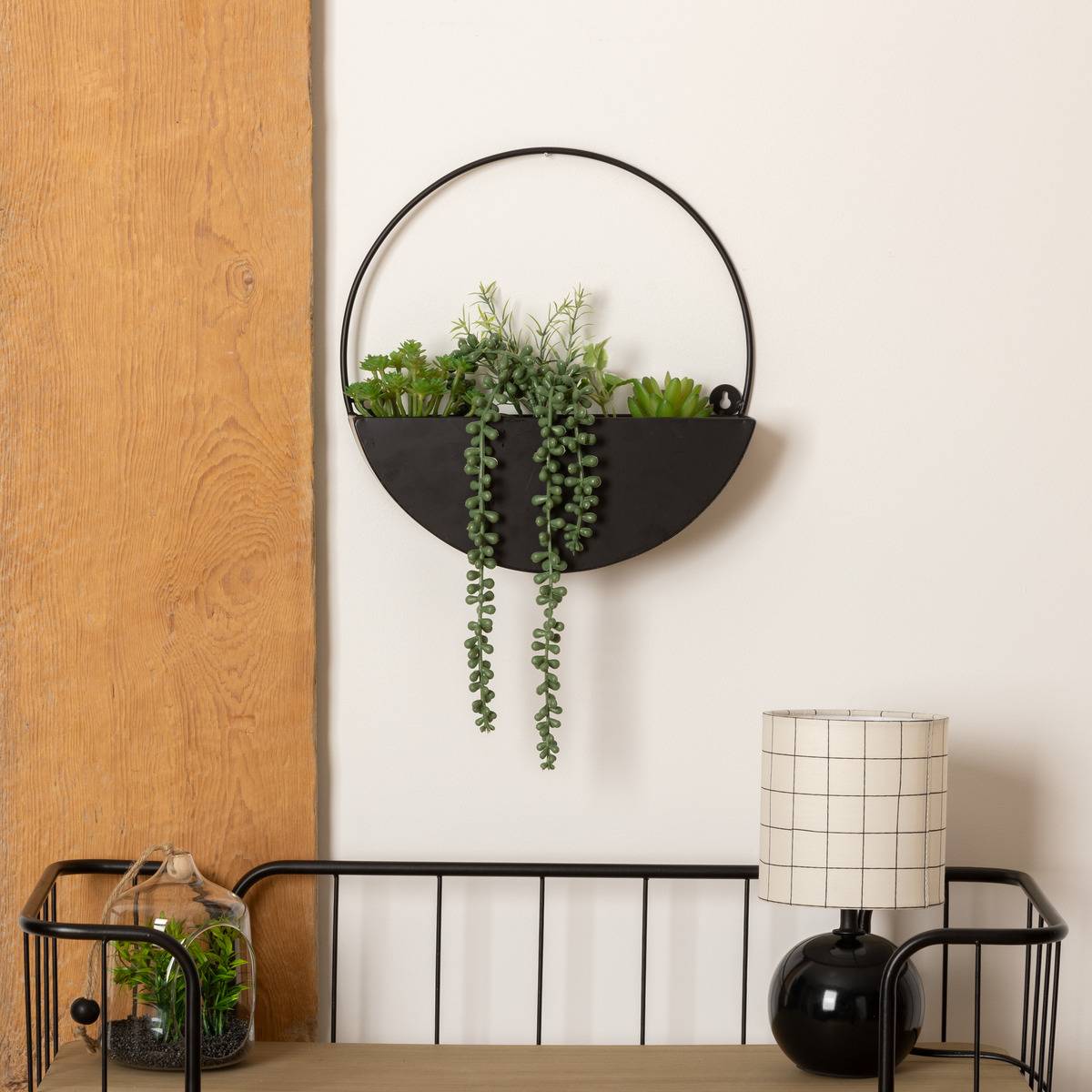 Atmosphera - Plante artificielle suspendue Imy pot métal noir H41cm - Atmosphera Créateur d'intérieur - Imagen 1