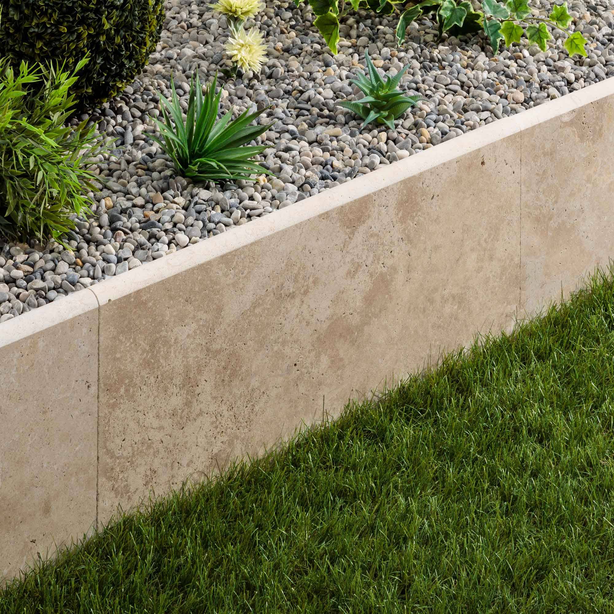Bordure de jardin Travertin Beige Nuancé 61x33x3 cm (à l'unité) - RO'MA NATURE - Image 1