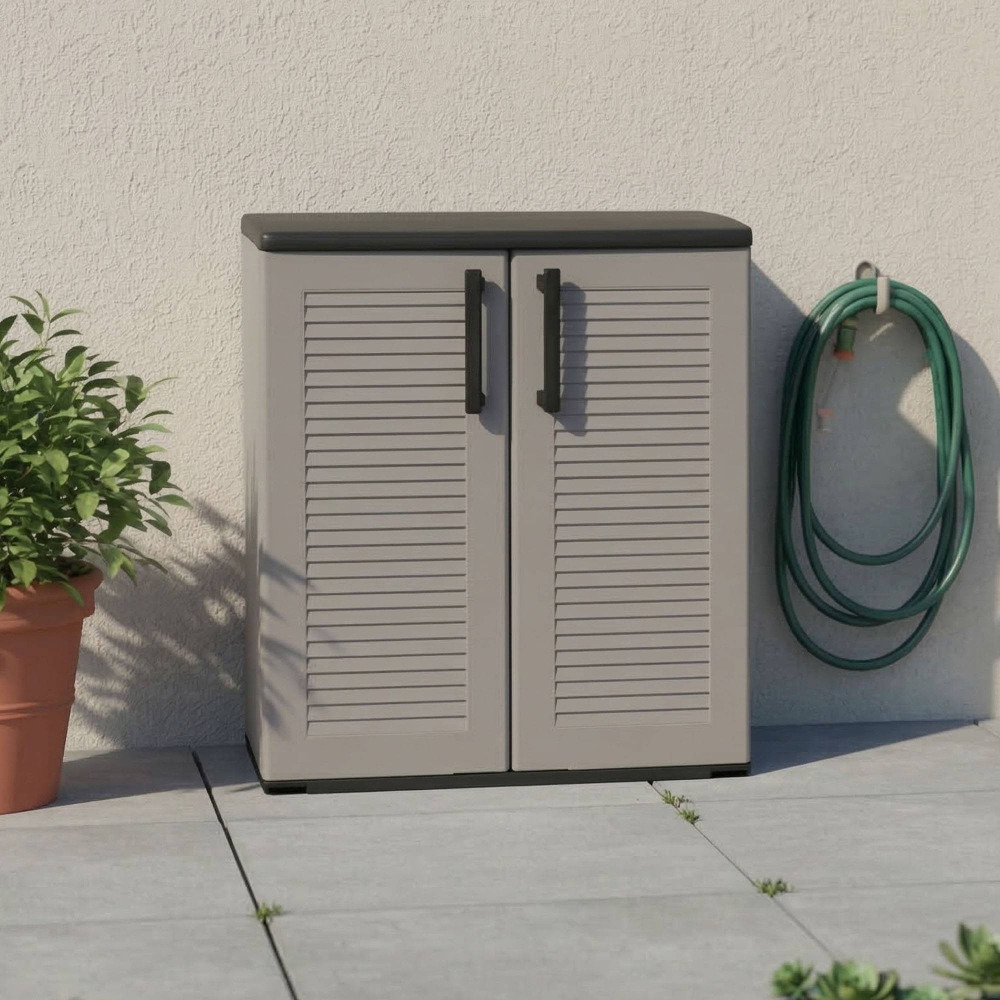 Dmora - Armoire d'extérieur Mol, Armoire de balcon polyvalente, Armoire d'extérieur avec 2 portes, 68x37h84 cm, Finition rayée, Gris et Noir - Dmora - Imagen 2
