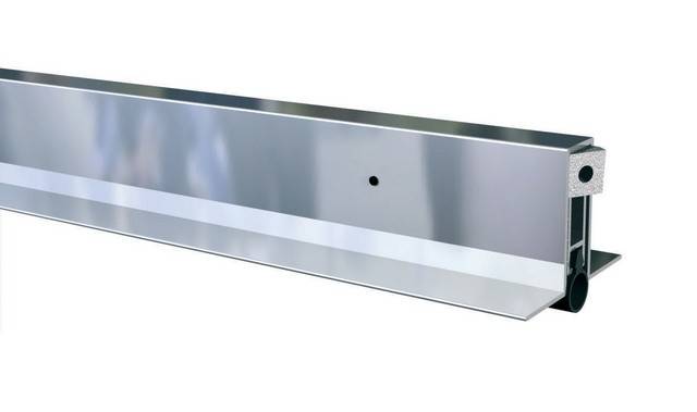 Plinthe automatique ELLEN-MATIC3 aluminium ELTON 73 cm - 1808152