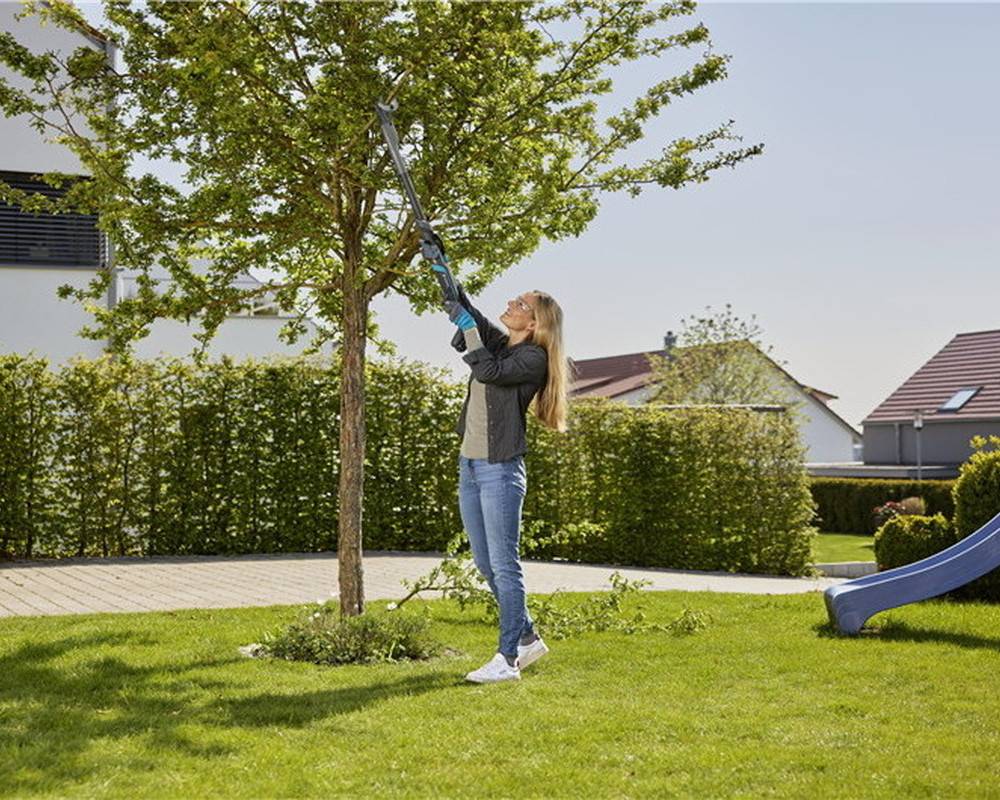 Gardena - Coupe-branches EasyCut 110/18V P4A sur batterie - Coupe Ø 28 mm - L. 1140 mm Gardena - Image 2