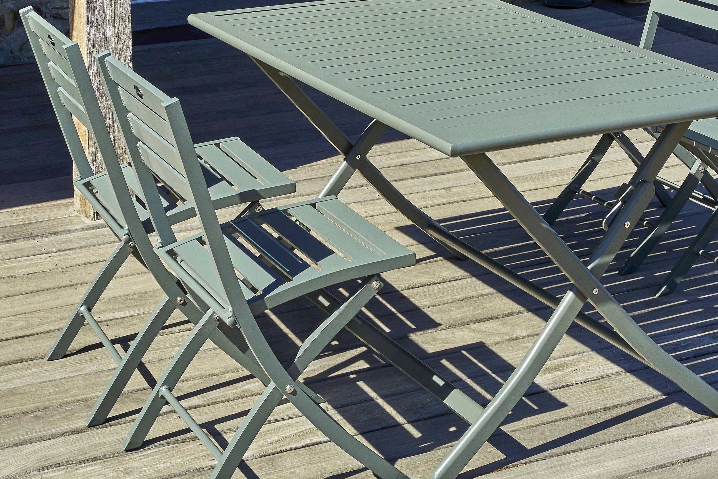City Garden - Ensemble repas MARIUS 140 cm 4 places en aluminium vert kaki  - CITY GARDEN - Imagen 4