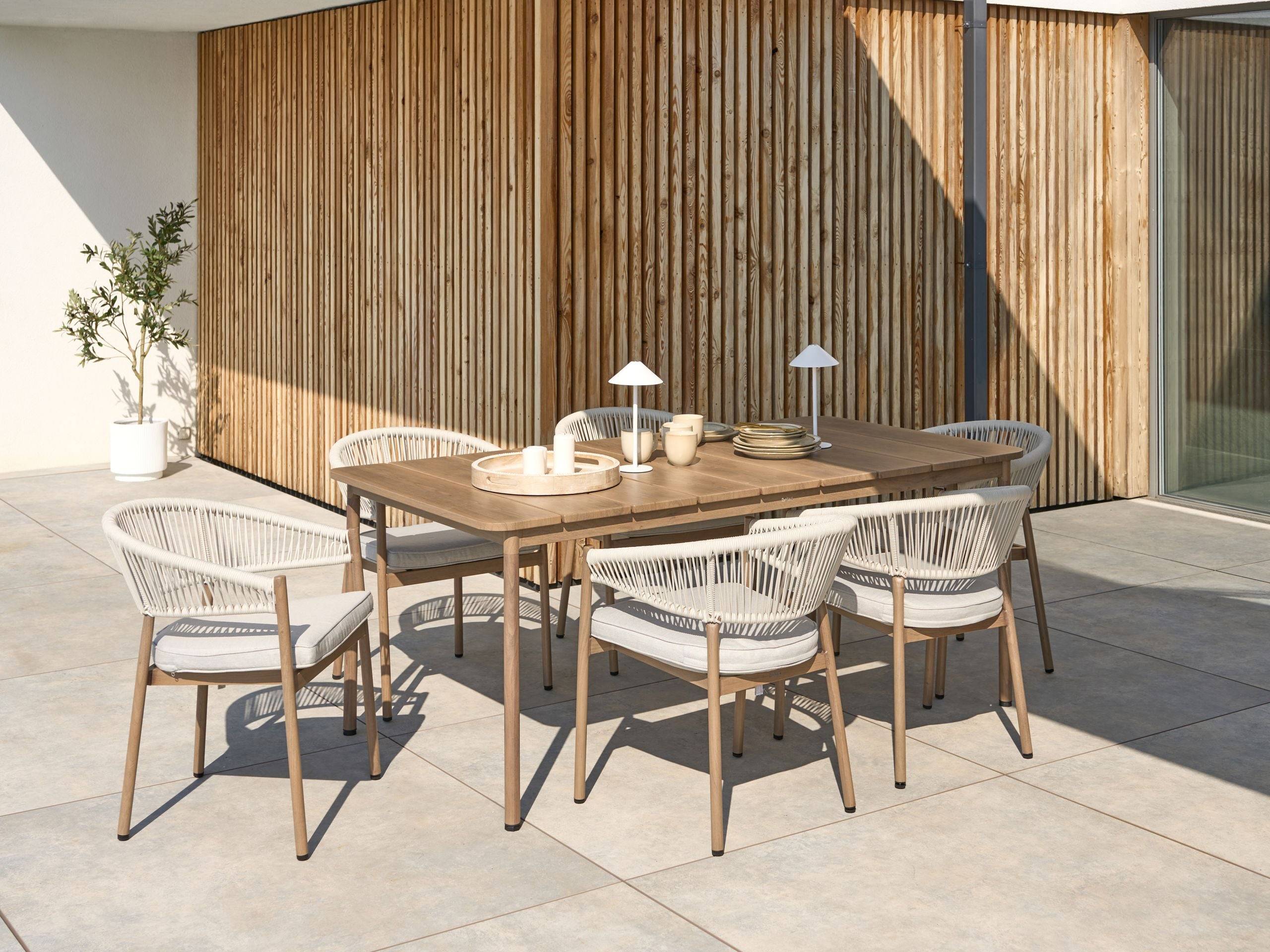 Beliani - Table de repas, 6 Personnes Aluminium Marron FLAVIA - Beliani - Imagen 1