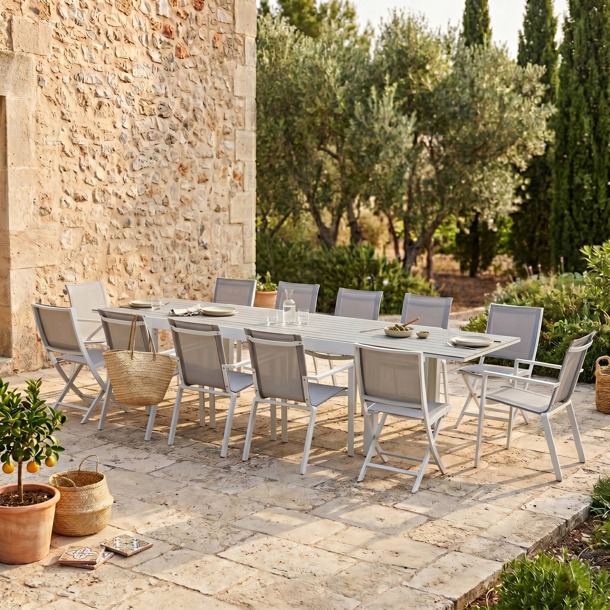 Wilsa Garden - Ensemble de jardin aluminium 6/10 places extensible TULUM avec 8 fauteuils et 4 chaises - Imagen 1