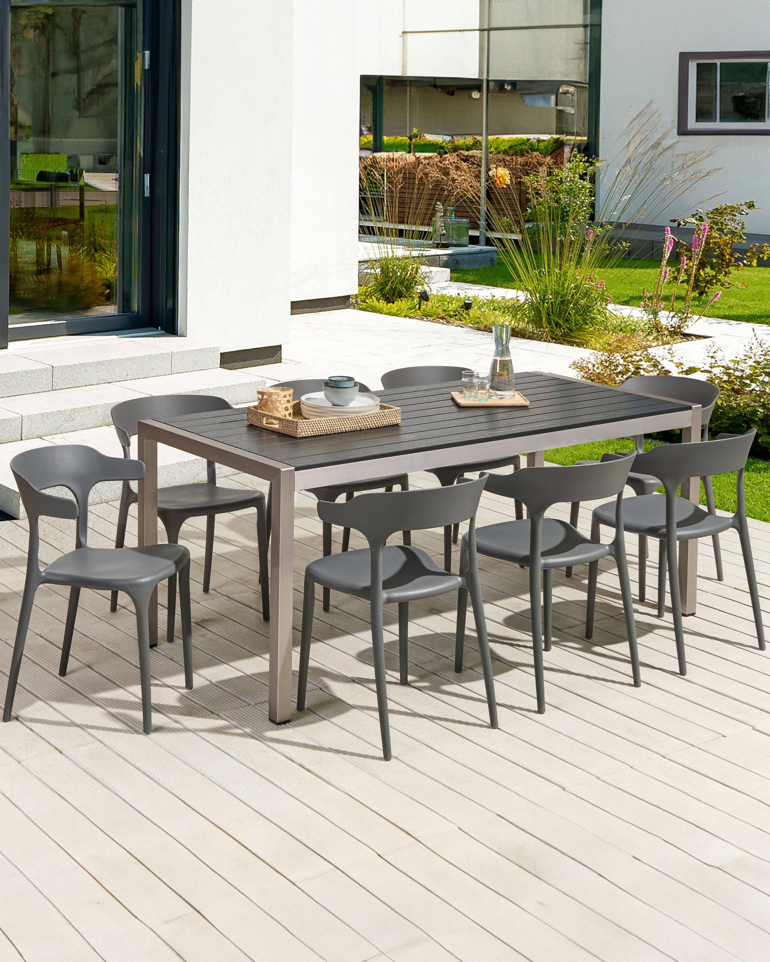 Beliani - Lot 8 Chaises de Salle à Manger Gris Foncé en Plastique Empilables à Demi Accoudoirs pour Intérieur et Extérieur Design Moderne - Imagen 2