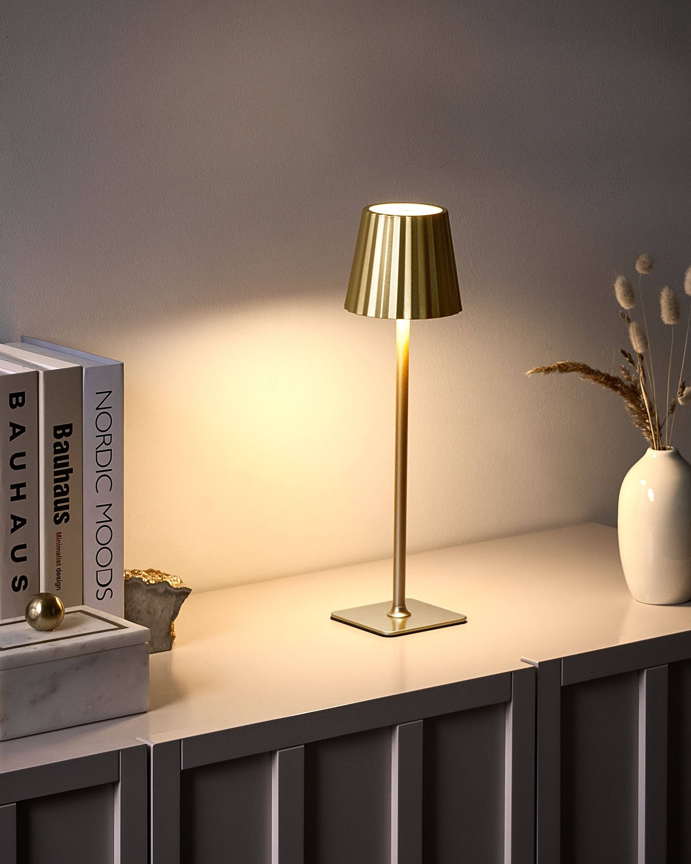 Beliani - Lampe de table d'extérieur Aluminium Doré ABARO - Beliani