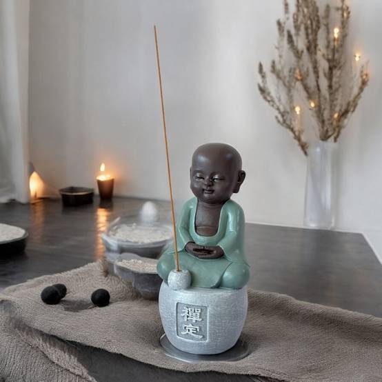 Zen Light - Statue Bouddha Porte-Encens Dhyana-Ambiance harmonieuse-magnifique figurine porte bonheur Calligraphie-H14cm–Zen'Light - Image 9