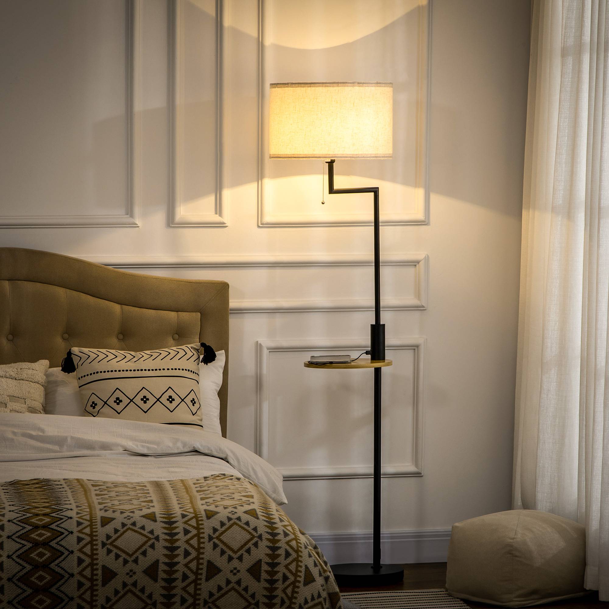 Lampadaire en bois naturel avec table d’appoint abat-jour lin USB et tirette Ø40 × 170 cm - Image 4
