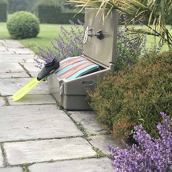Coffre de jardin 100l avec grenouillères et cadenas- plast'up rotomoulage - Imagen 3