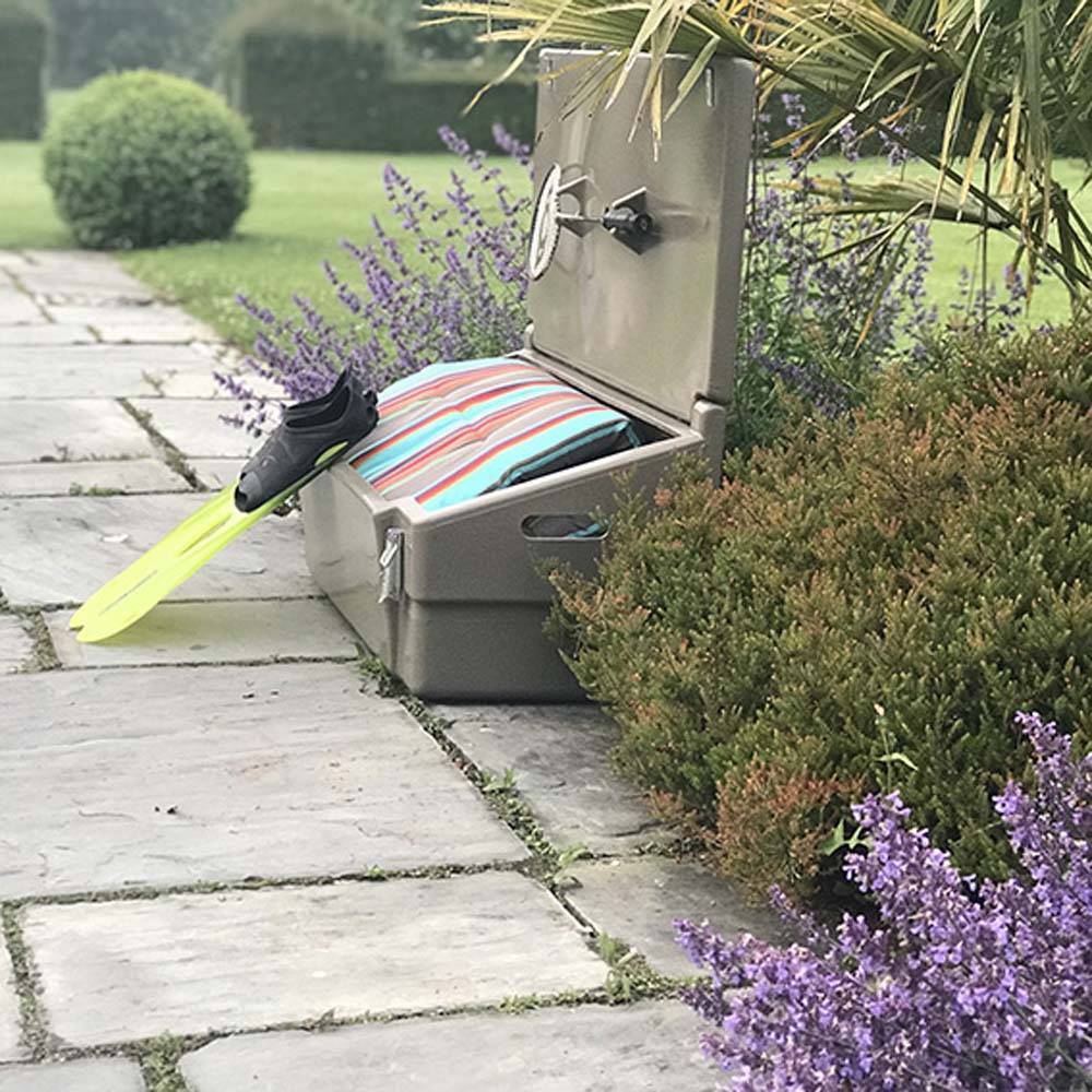 Coffre de jardin 100l avec grenouillères et cadenas- plast'up rotomoulage - Imagen 3