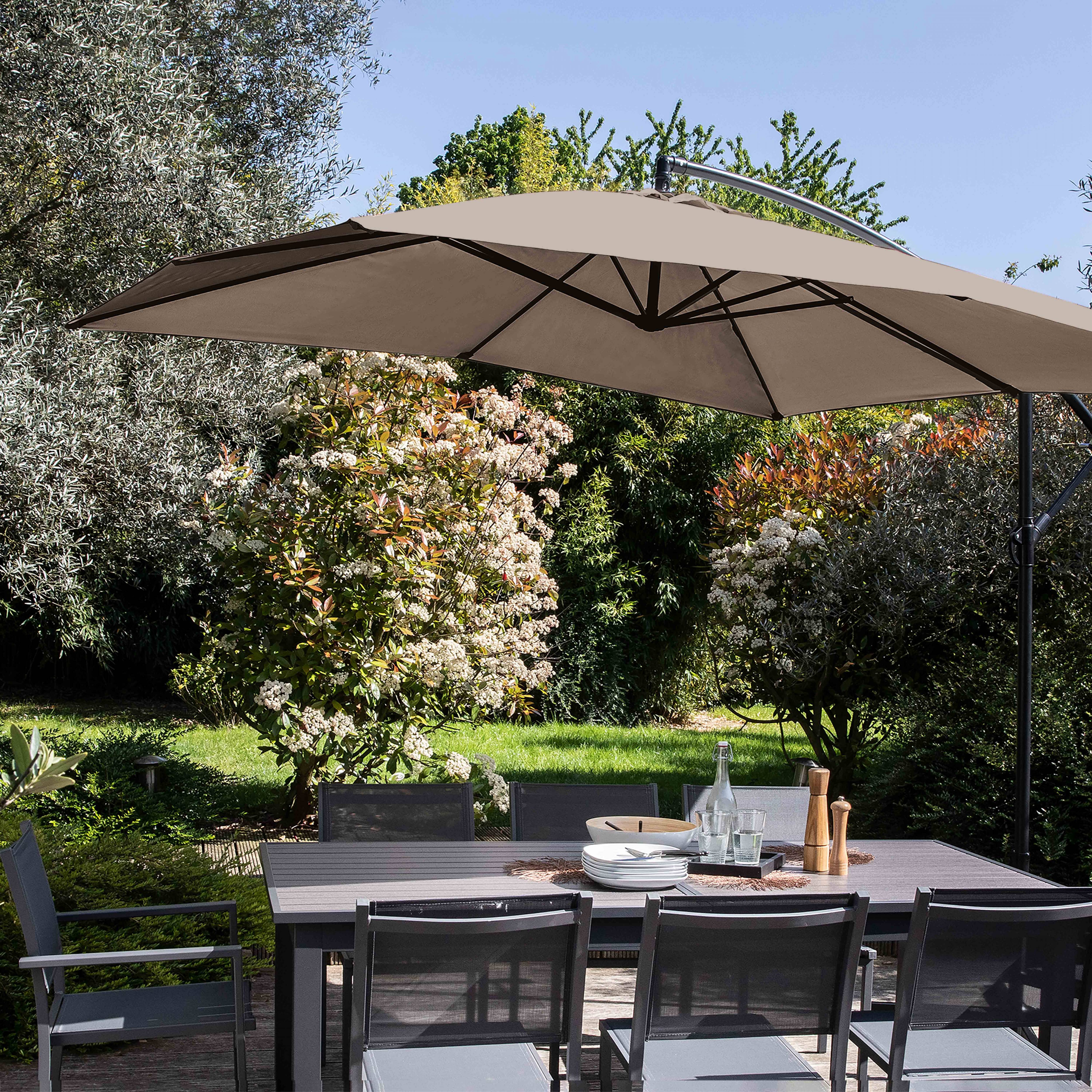 Oviala - Parasol déporté 3x3m et 4 dalles à remplir acier taupe Genova - Oviala - Image 2