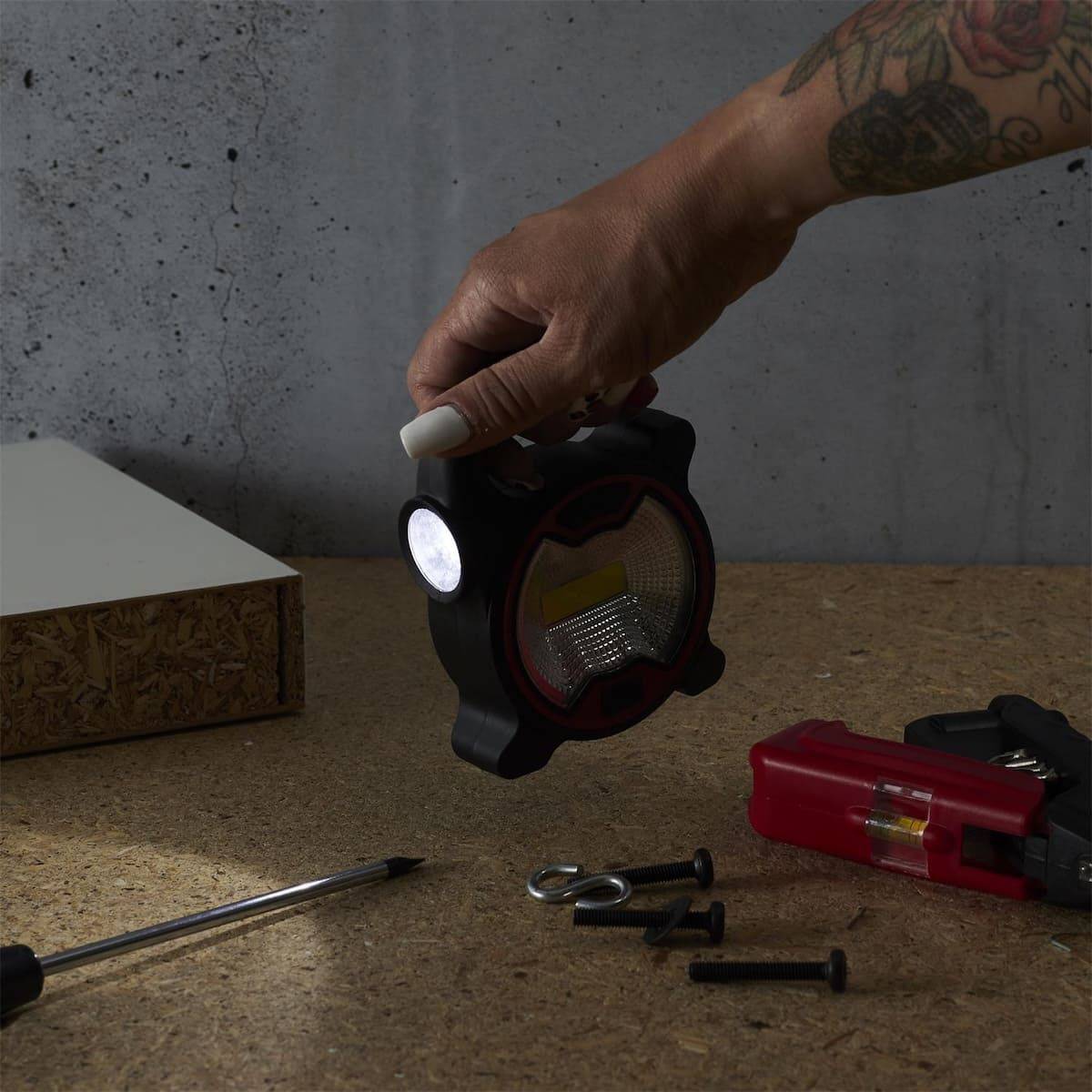 Lampe baladeuse LED dernière génération compacte 2 en 1 mode projecteur ou lampe torche - - Image 5