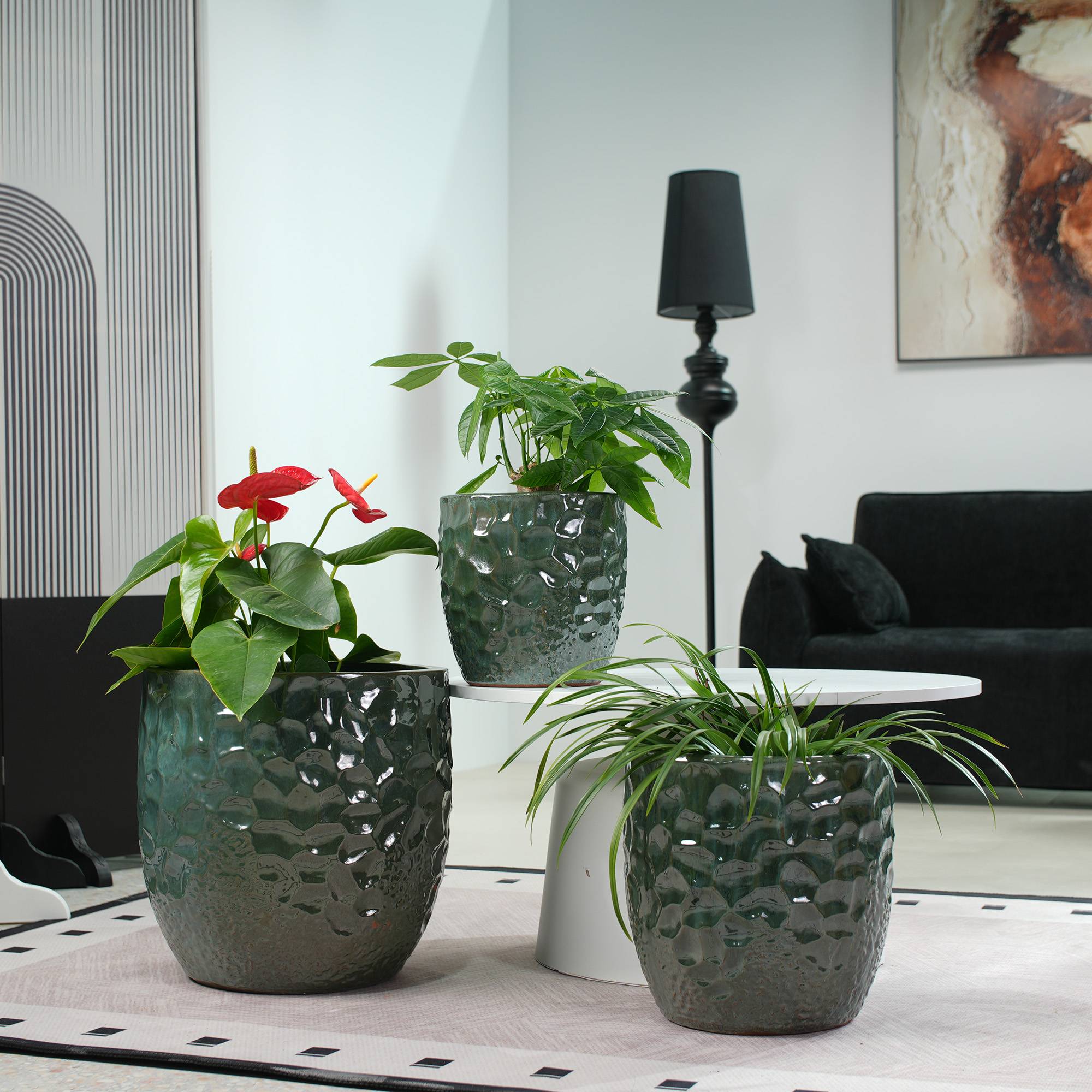 ComfortXL - Grand pot de fleurs en céramique Ø38 cm vert foncé pour intérieur et jardin avec drainage et finition martelée - Image 1