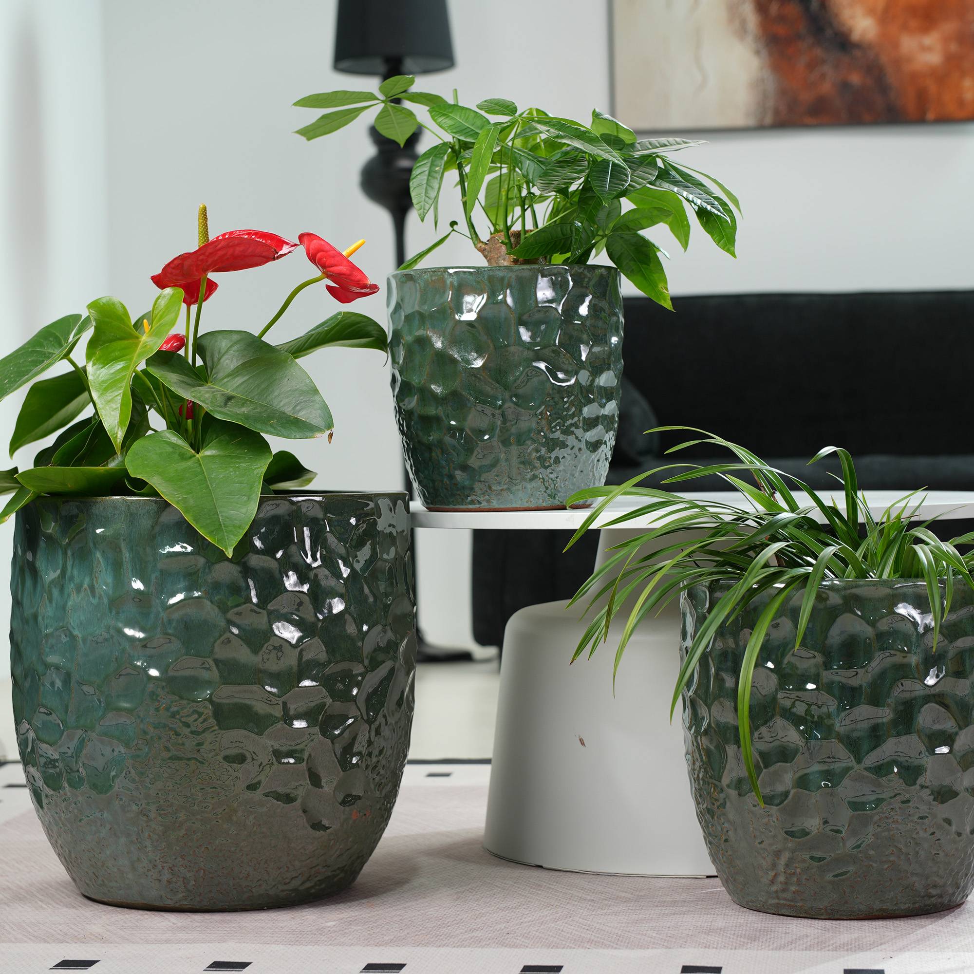 ComfortXL - Grand pot de fleurs en céramique Ø38 cm vert foncé pour intérieur et jardin avec drainage et finition martelée - Image 3