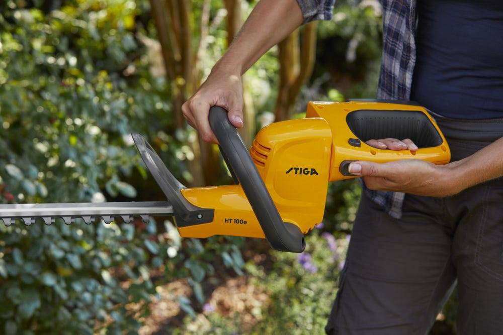 Stiga - Kit taille-haie HT 100e sans fil, lame 54 cm, poignée pivotante, batterie 20V 2Ah - STIGA - Image 10