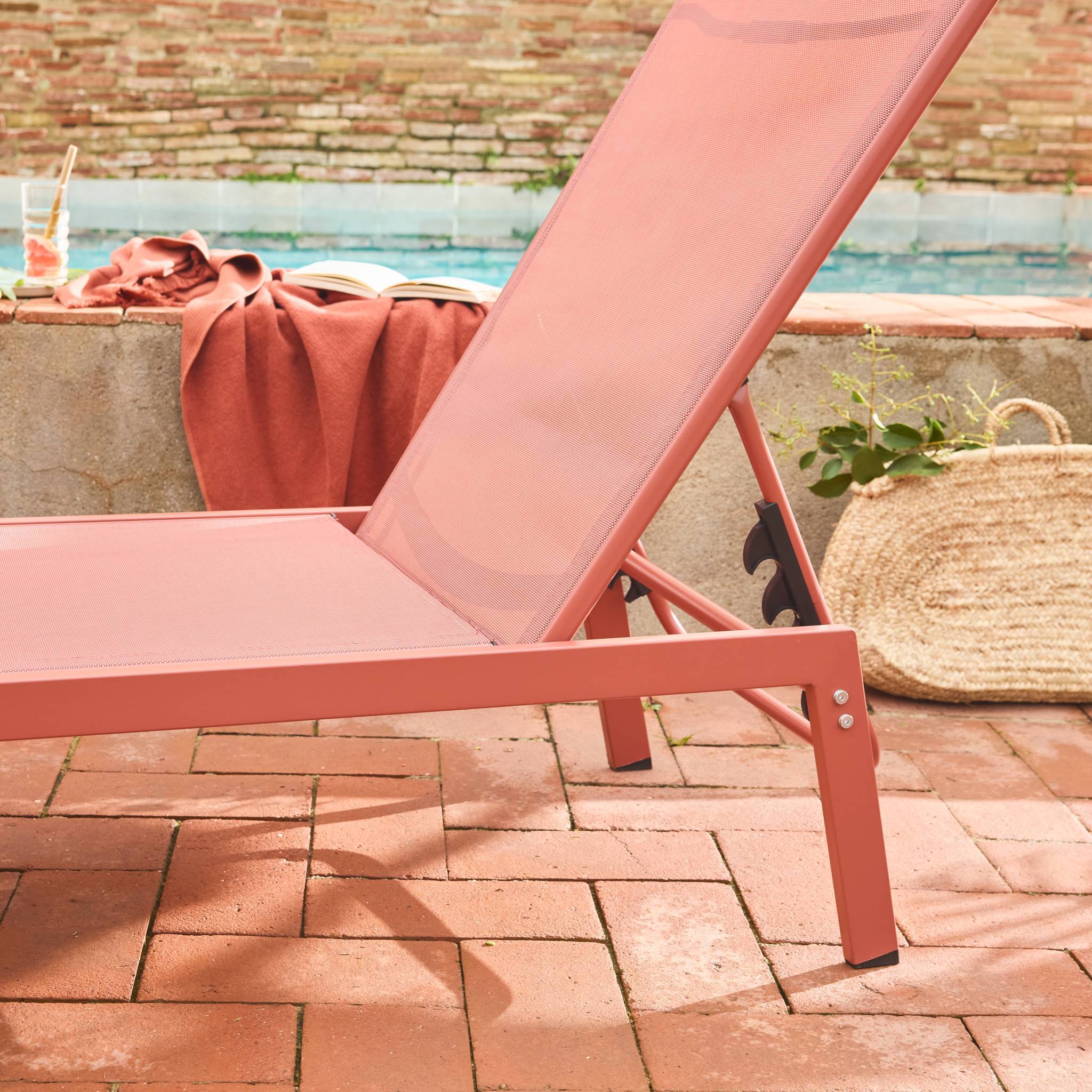 sweeek - Lot de 2 transats terracotta. 5 positions. en textilène et métal. FLORA. L155 x P59 x H106cm | sweeek - Image 3