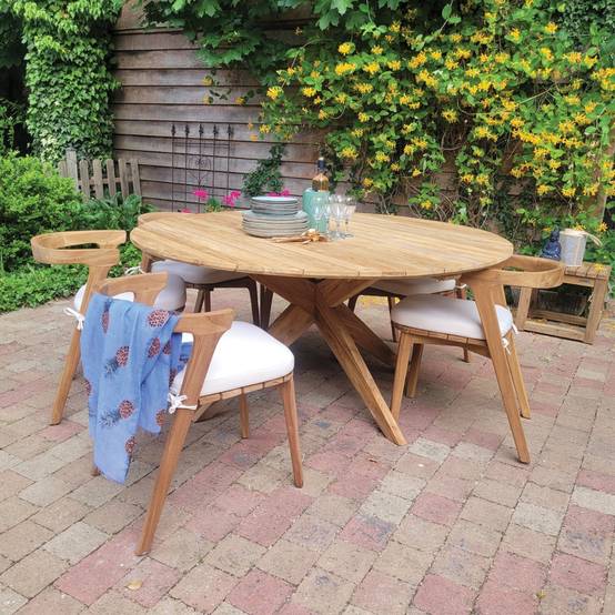 Table ronde en teck recyclé D 165 cm Sakai - Gecko Jardin - Image 1