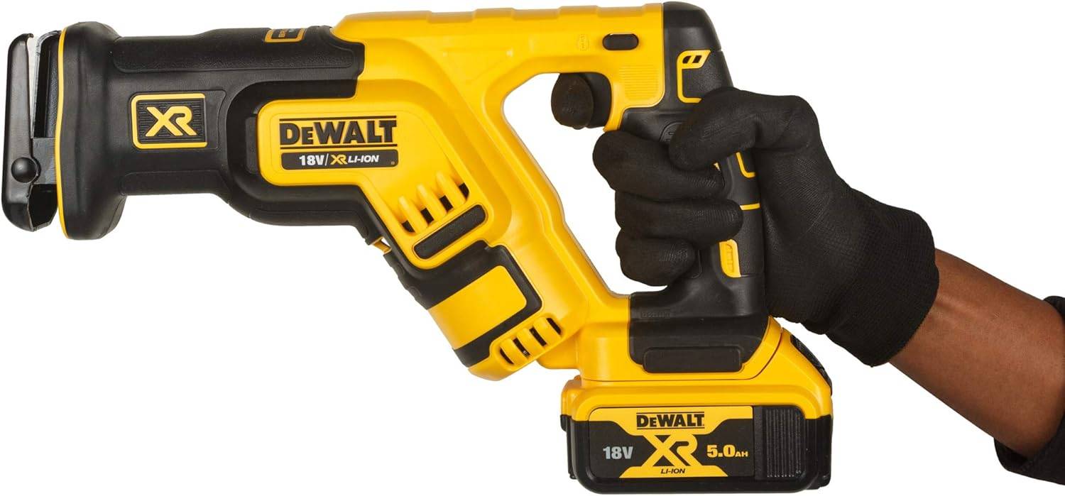 Scie sabre compacte XR - DEWALT - avec 2 batteries 18V 5.0Ah - chargeur - TSTAK - DCS367P2 - Image 3