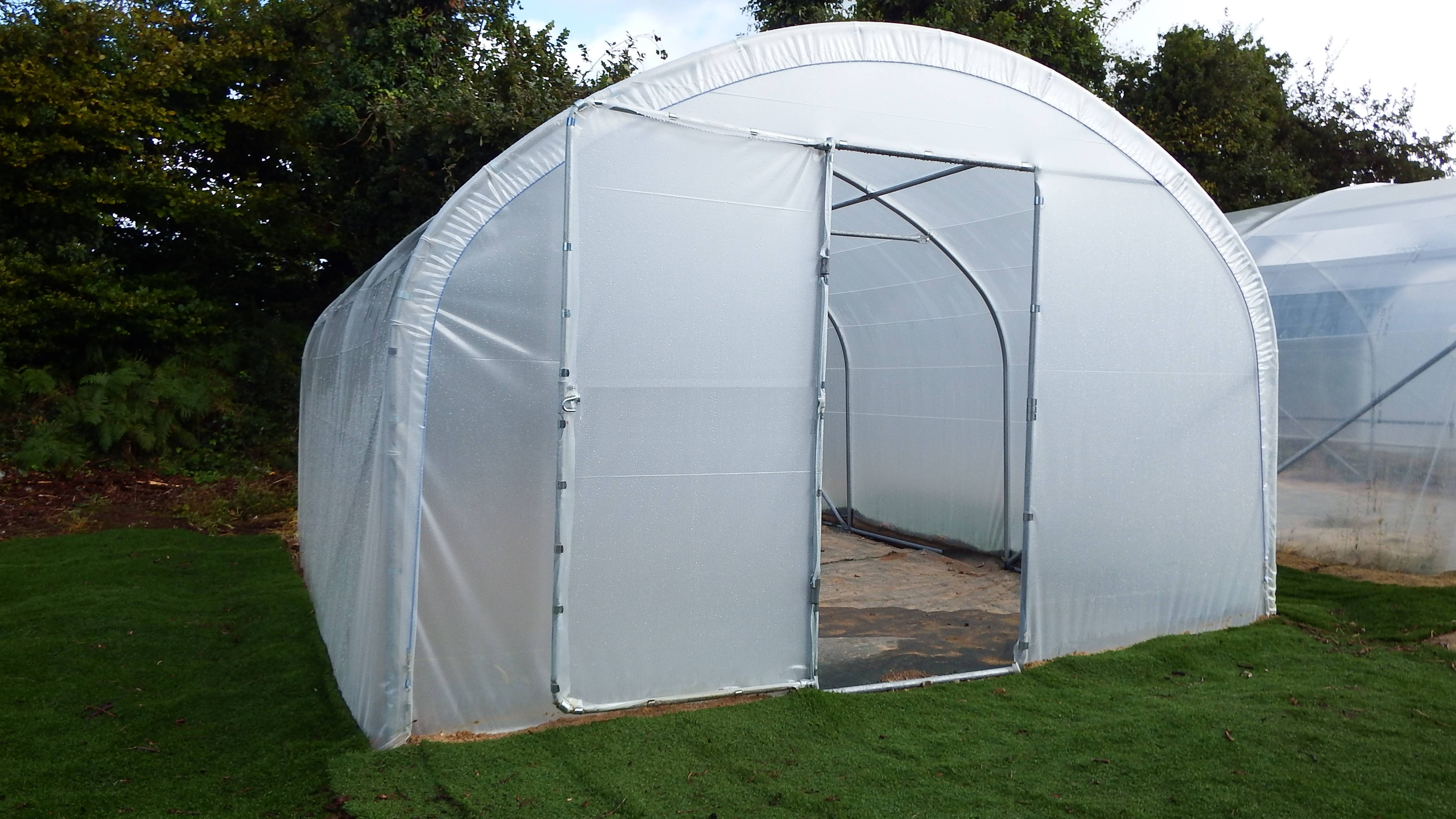 Serre tunnel de jardin OMBELLE : 4 mètres de large - 6 mètres de long - Crysland