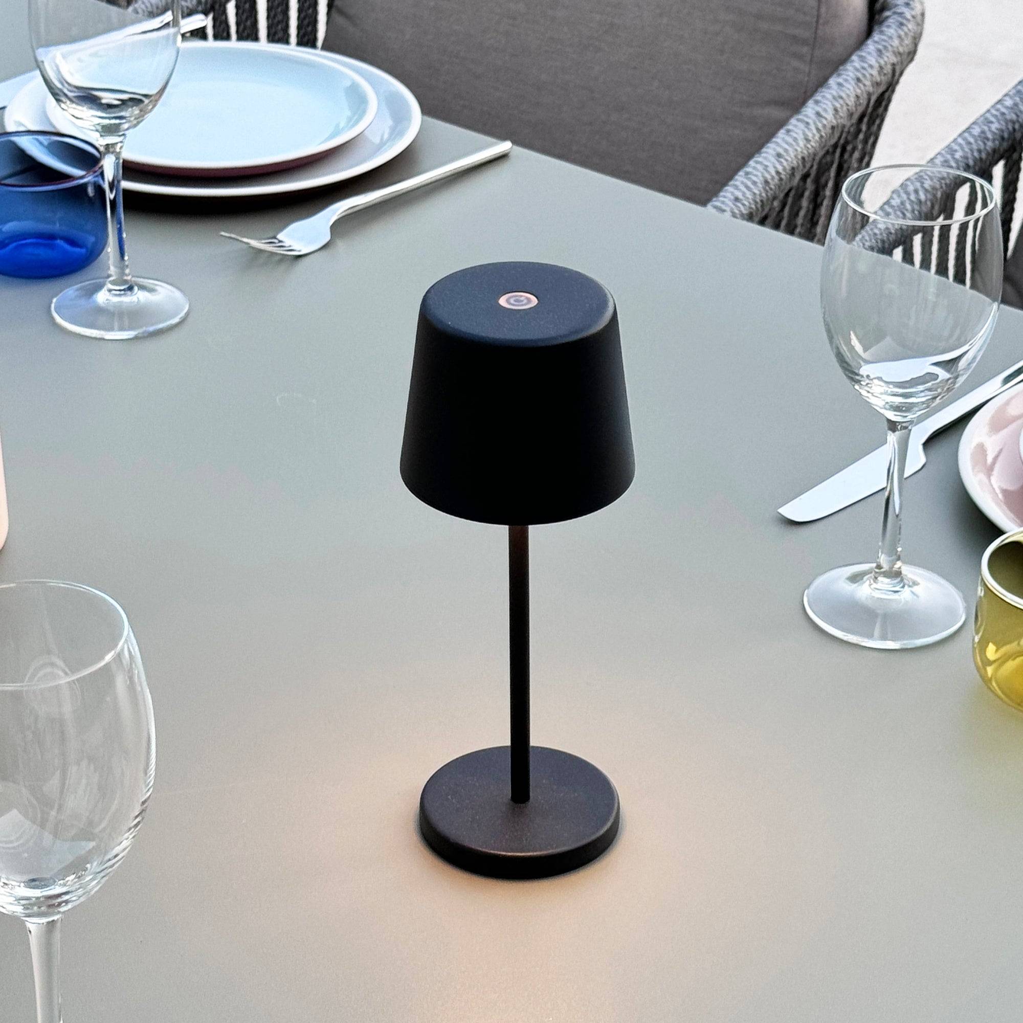 Lumisky - 6 Lampes de table MINI KELLY Noir H22cm + base de chargement - Imagen 4