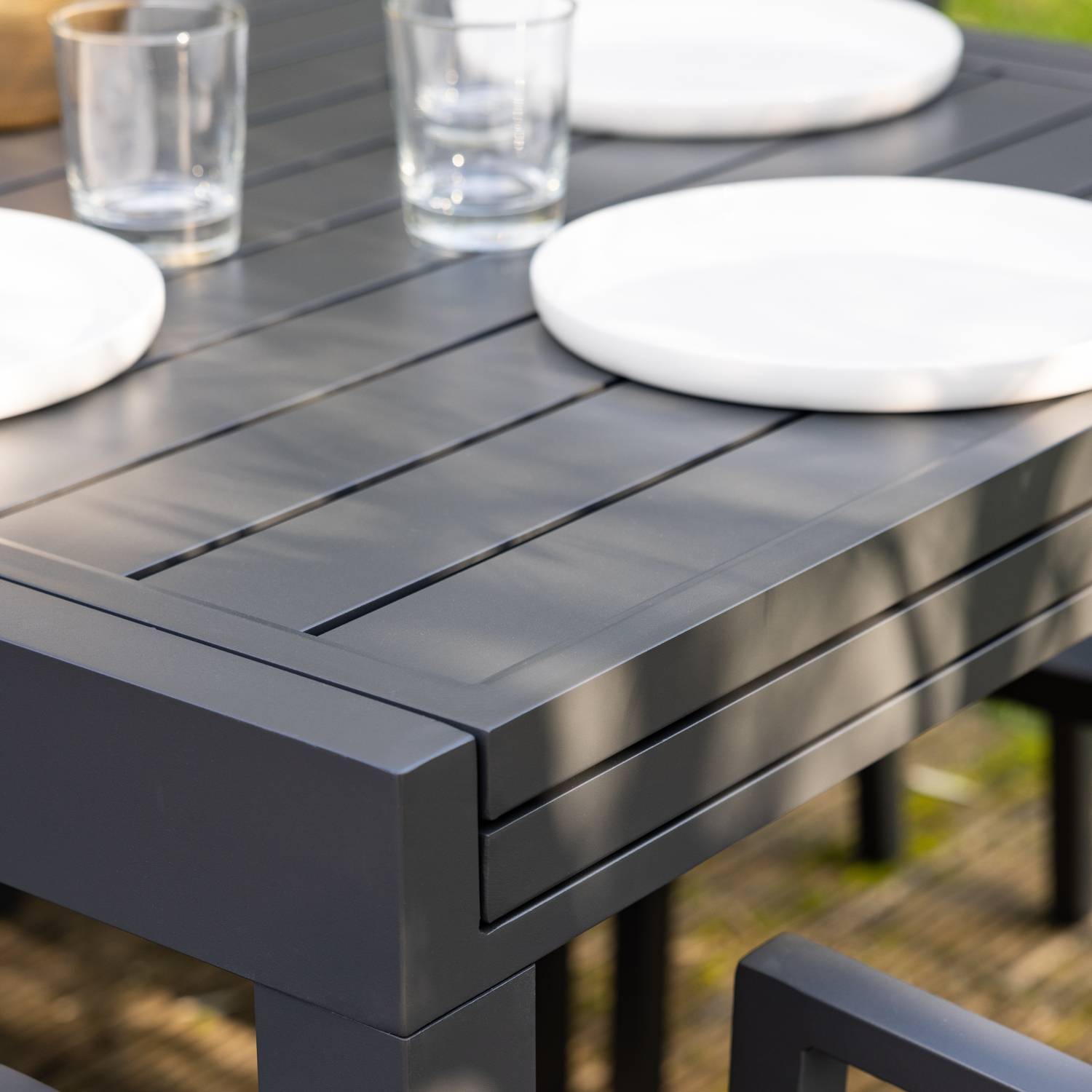 Salon de jardin extensible 10 places de 180/300cm aluminium anthracite VENEZIA - HAPPY GARDEN - Imagen 6