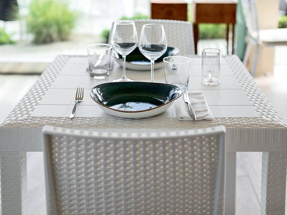 Dmora - Table d'extérieur Marte, Base pique-nique, Table de jardin, Table d'extérieur polyvalent, Made in Italy, 80x80 h74 cm, Blanc - Imagen 5