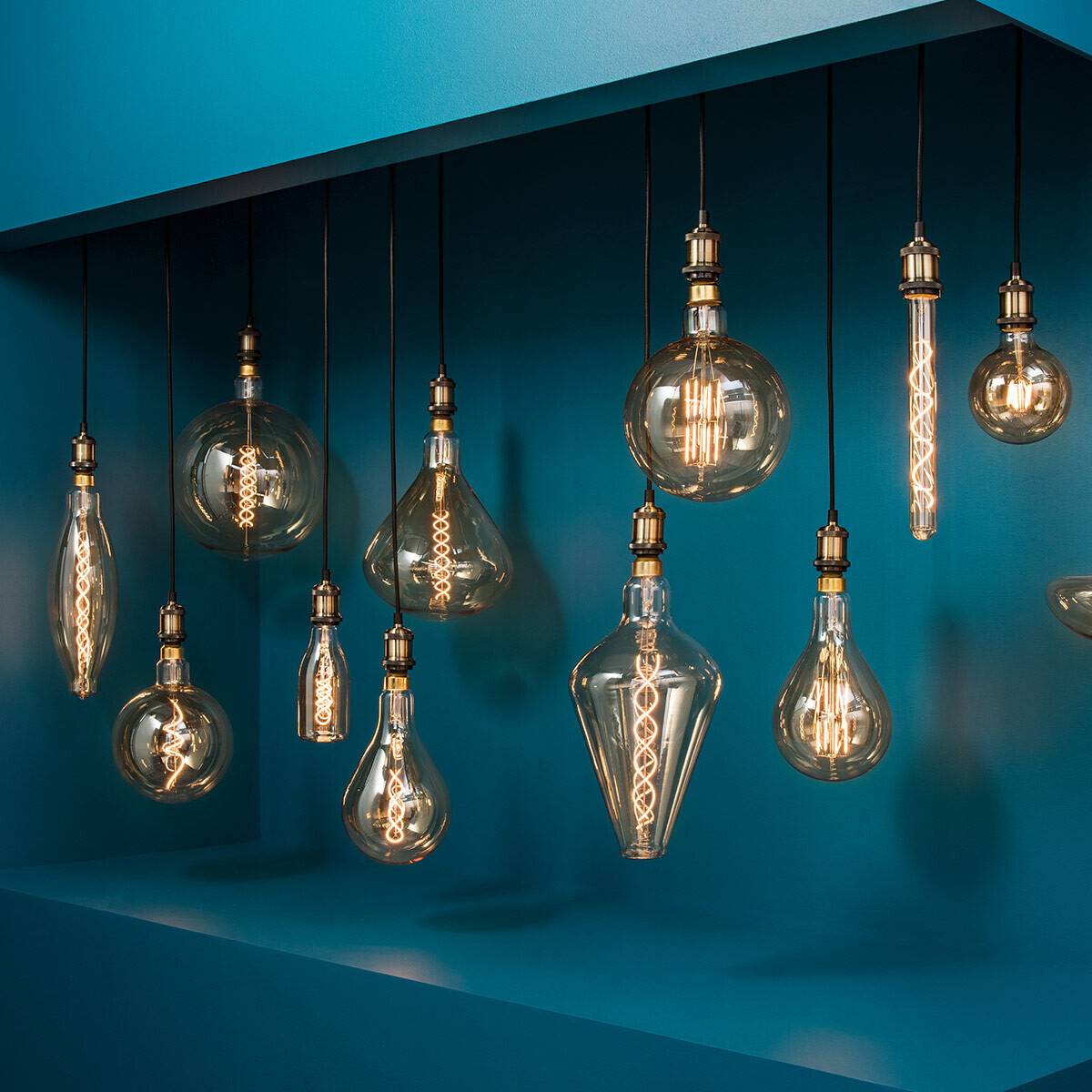 Atmosphera - Ampoule LED "Globe" ambre droit D13cm E27 - Atmosphera Créateur d'intérieur - Image 1
