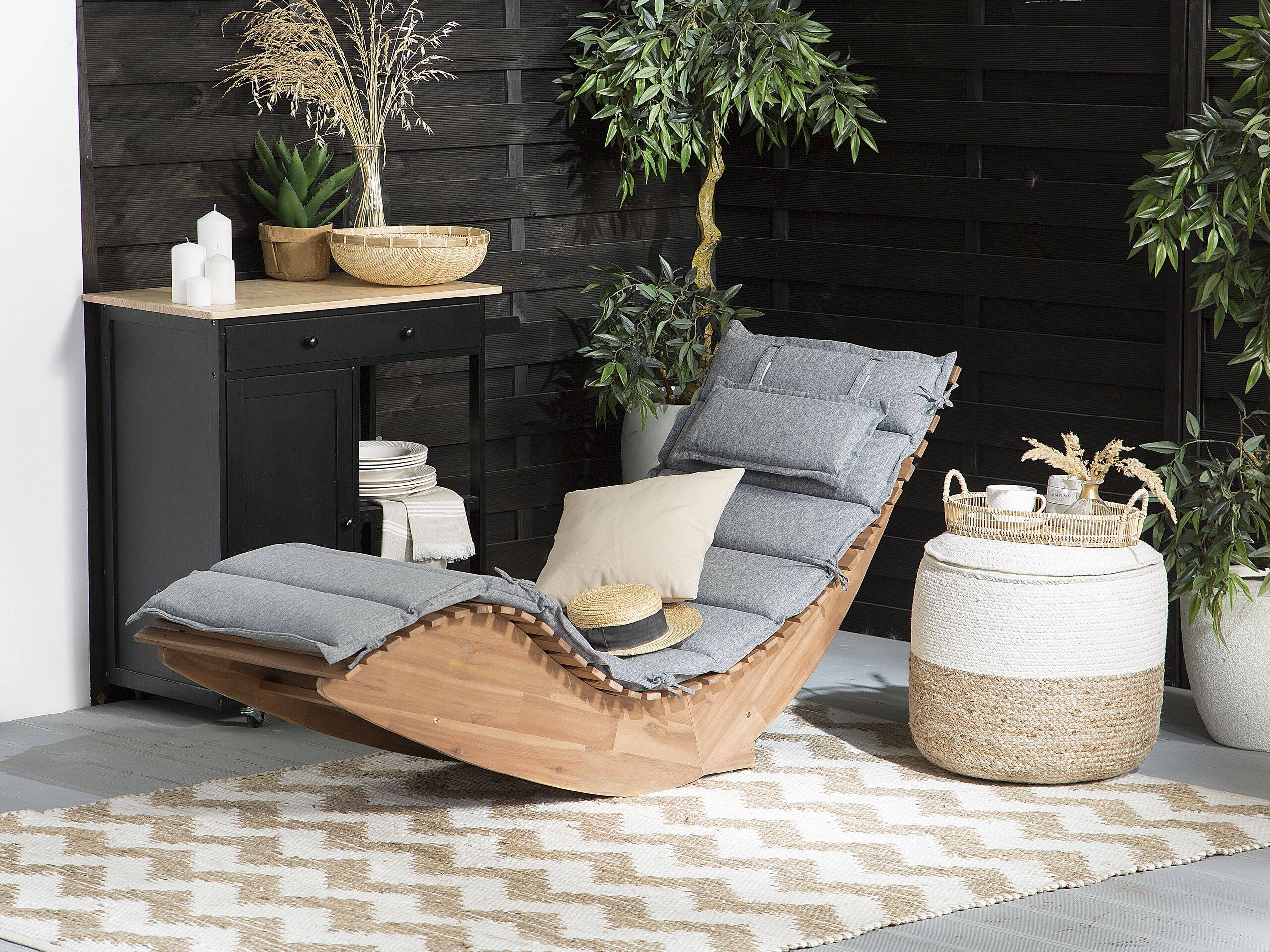 Beliani - Bain de Soleil Chaise Longue de Jardin en Bois d'Acacia avec Coussin Gris Matières Résitantes et Fonction Bascule Design Moderne Beliani - Imagen 2