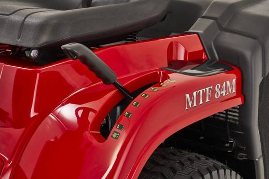 Tracteur de pelouse à essence Mountfield MTF 84M Coupe large 84 cm, bac 200 L - STIGA - Image 10