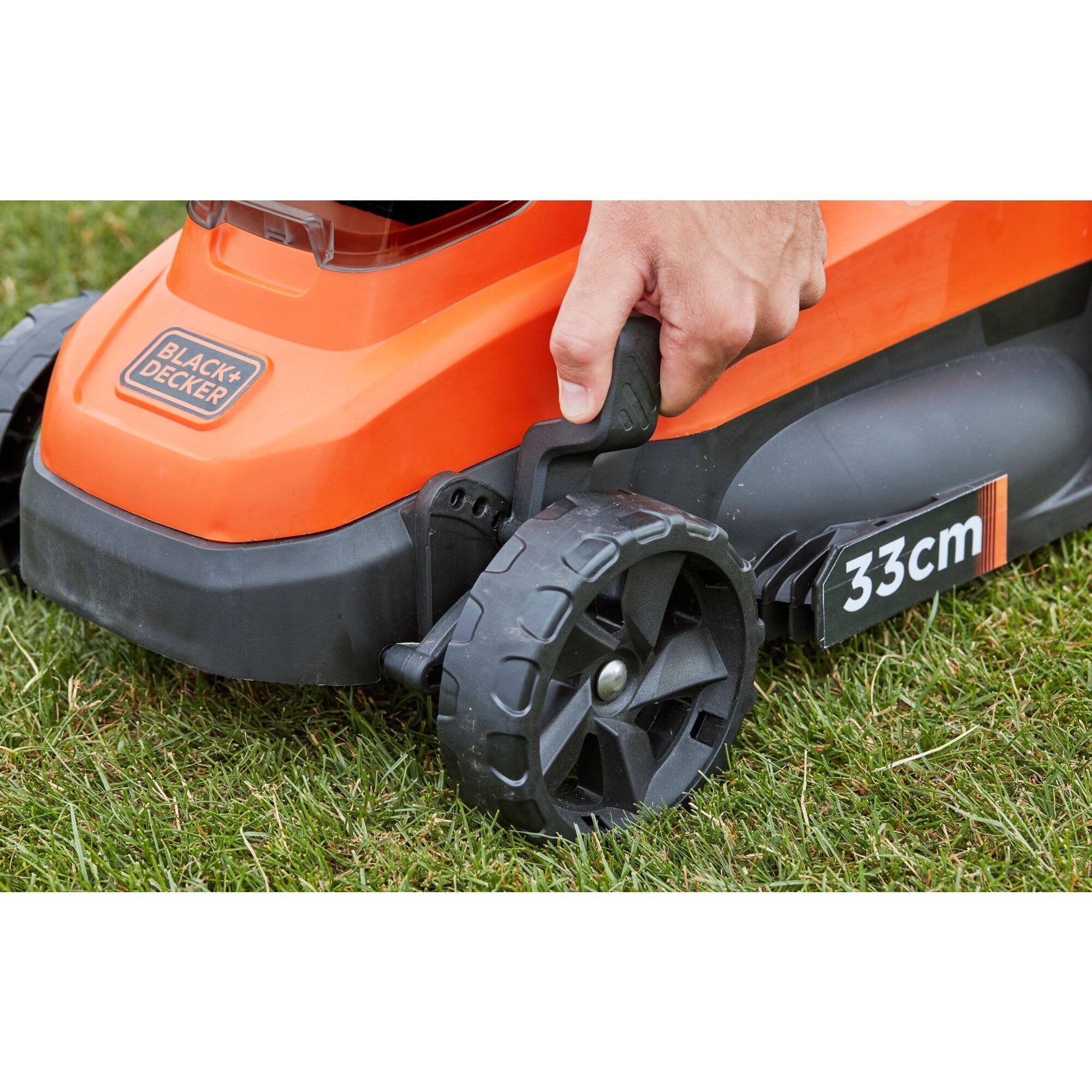 BLACK+DECKER Tondeuse 33cm sans fil LITHIUM 36V avec 1 batterie 2,5Ah BCMW3336L1-QW - Image 7