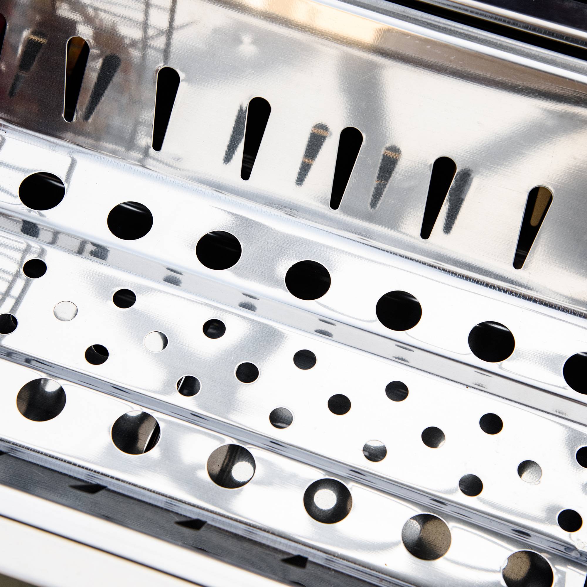 Outsunny - Barbecue à charbon pliable portable réglable - tablettes rabattables, grille, plaque teppanyaki, pinces, récupérateur cendres acier inox. - Outsunny - Imagen 7