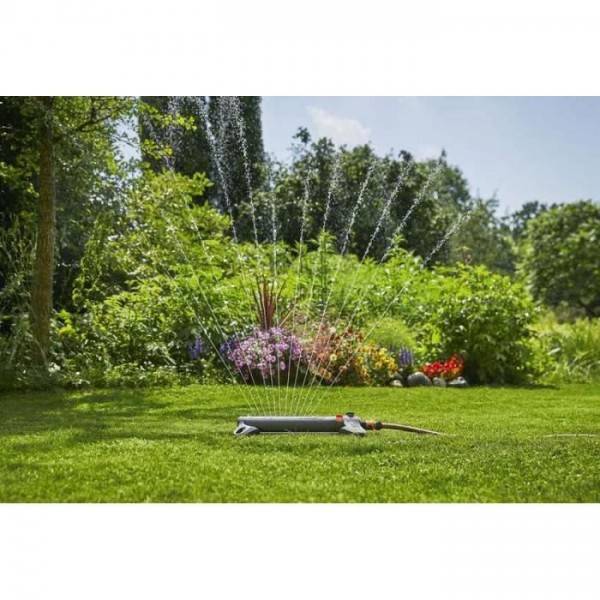 Arroseur oscillant AquaZoom S - GARDENA - Surface 150m² - Portée 15m max - Résistant UV et gel - Garantie 5 ans - Image 2
