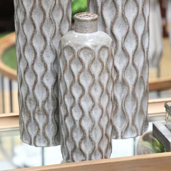 Chemin De Campagne - Vase bouteille "Vagues" en céramique - gris / marron Ø.10,5 x Ht.30 cm Chemin de campagne - Image 3