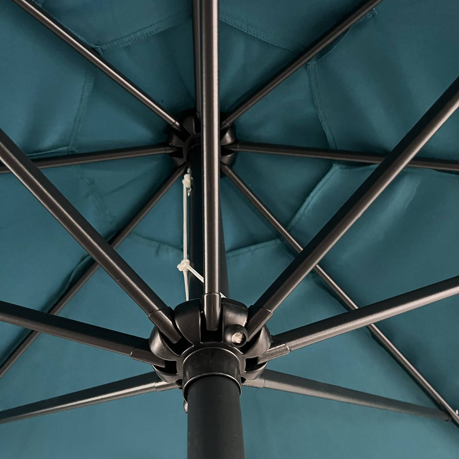 Happy Garden - Parasol droit HAPUNA rond 3,30m de diamètre bleu - HAPPY GARDEN - Imagen 4