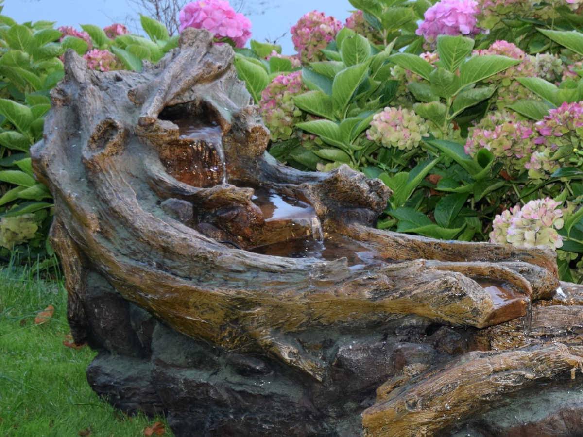 Ubbink - Fontaine de jardin allongée Avisio souche d'arbre avec chute d'eau et éclairage LED - Ubbink - Imagen 2