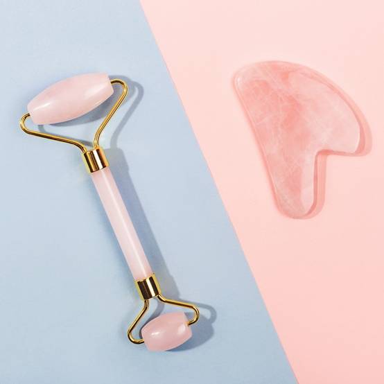1 Jade Roller +1 Gua Sha Quartz Rose Visage et corps +Housse de Protection - Rides les ridules -Routine Beauté Peau saine - Sun&Sia - Image 2