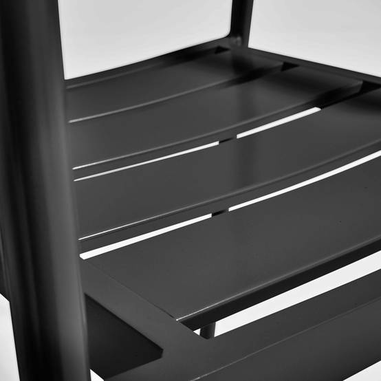 Oviala - Fauteuil de jardin en aluminium et bois noir
Leeds - Oviala - Image 4